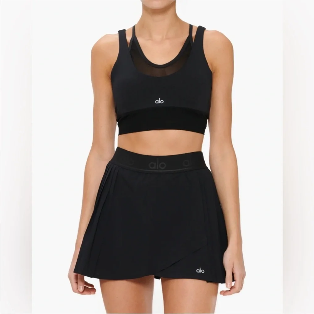 Alo Yoga Aces Tennis Pleated Skirt with inner Short in Black, Size XXS, NWT